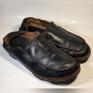 OLUKAI Moloa Men’s Black Leather Slip On Comfy Slippers Loafers Slides SIze 10.5